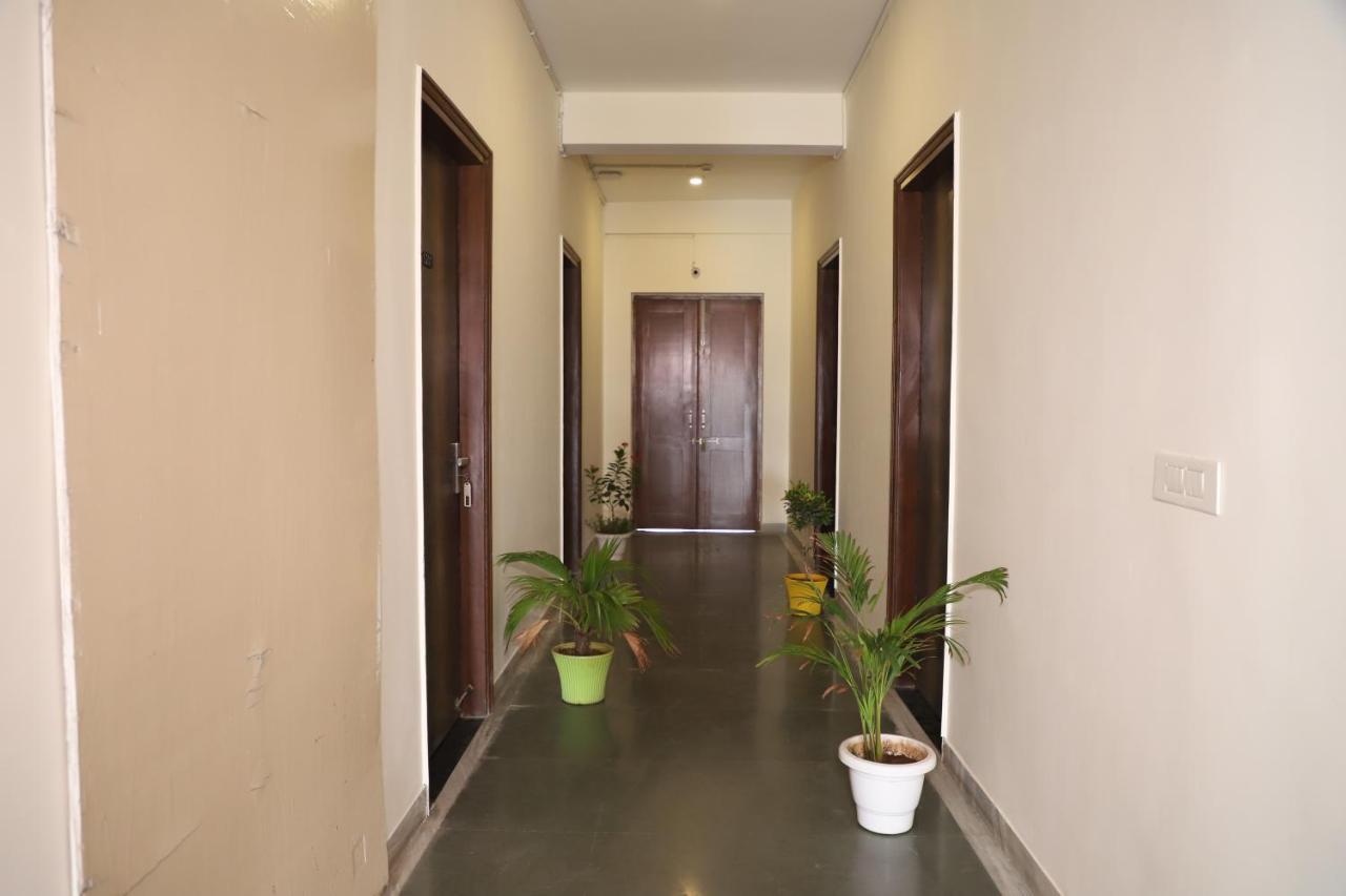 Hotel The York Noida Exterior foto