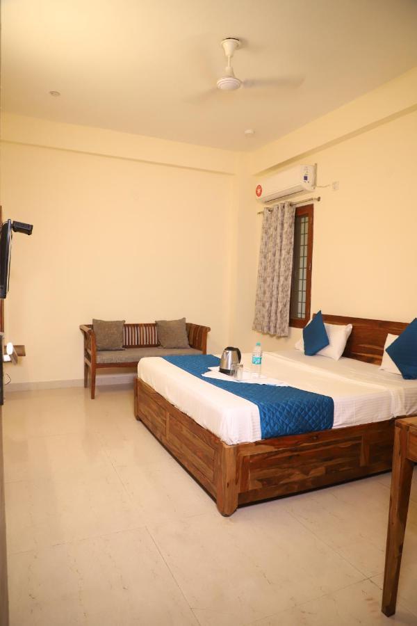Hotel The York Noida Exterior foto